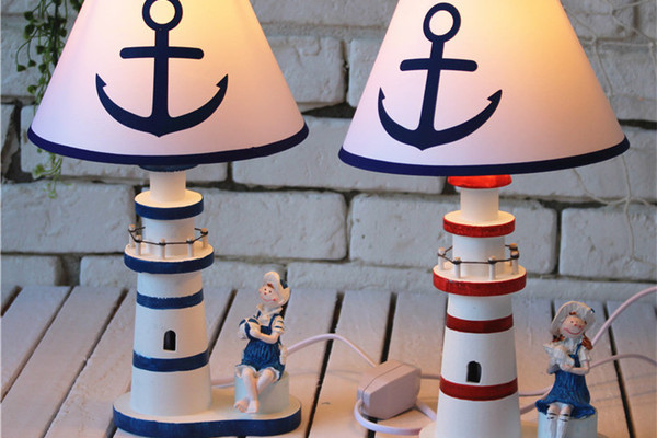 Đèn để bàn ngọn hải đăng - Decor Chủ Đề Biển - Trang Trí Chủ Đề Biển