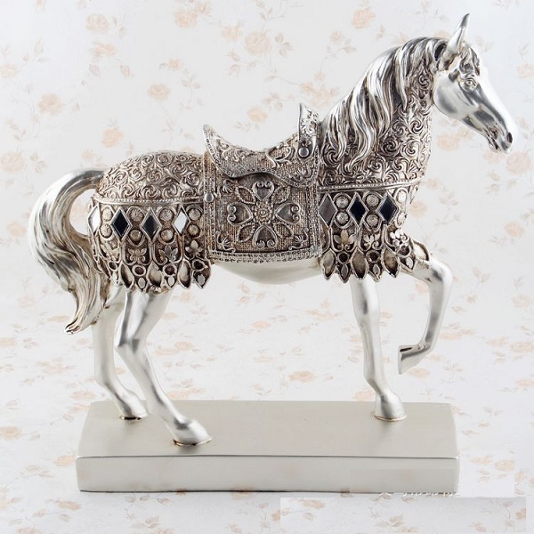 Ngựa đính đá bạc - Tượng Bếp - Búp Bê Trang Trí