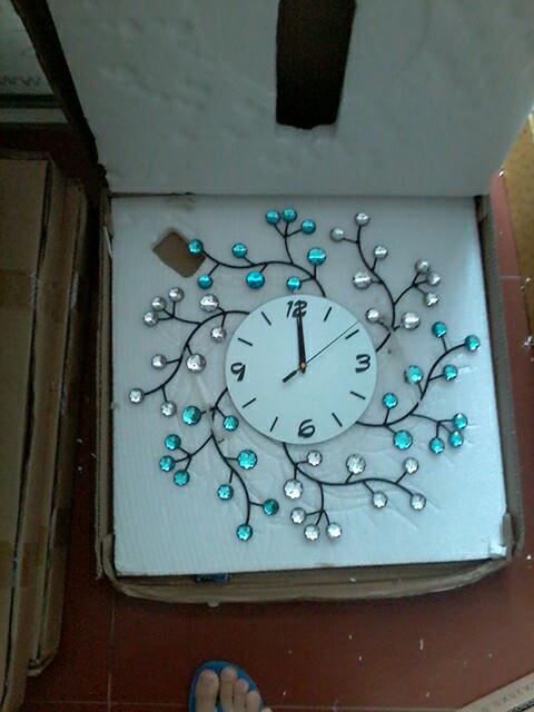 Đồng hồ đính hạt xoay xanh