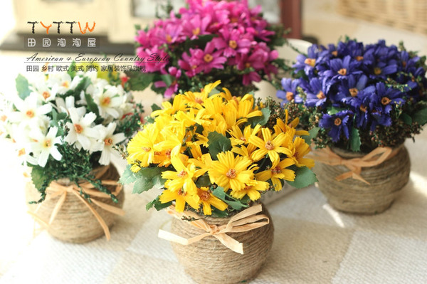 Chậu hoa cúc phong cách Hàn Quốc