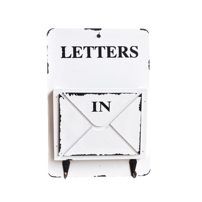 Hộp thư móc treo Letters