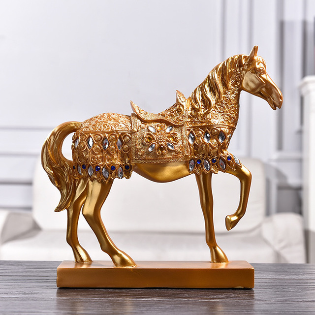 Ngựa đính đá vàng trang trí - Tượng Bếp - Búp Bê Trang Trí